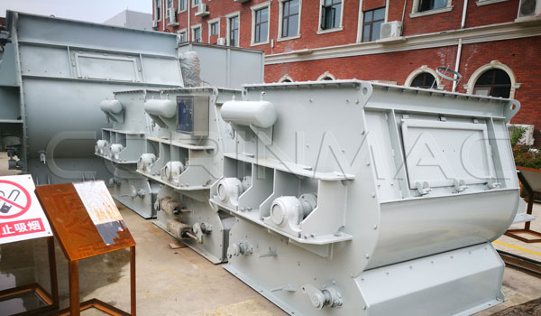 Twin-shaft paddle mixer