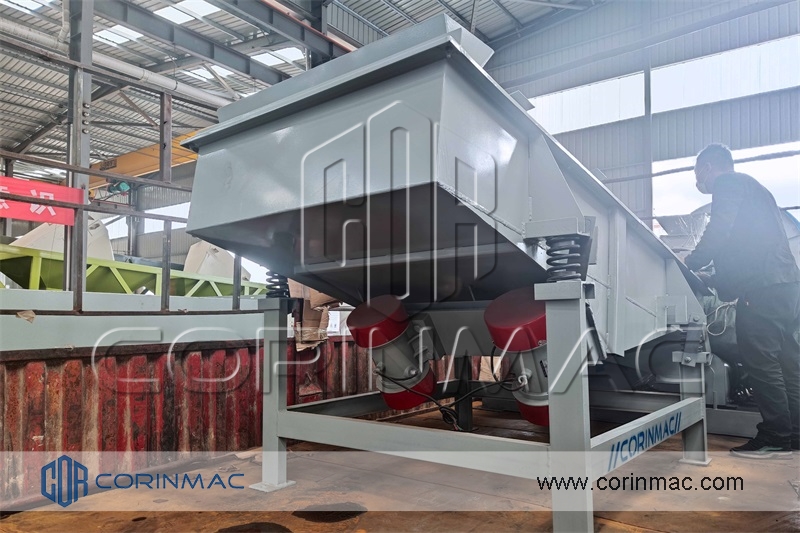 Vibrating screen